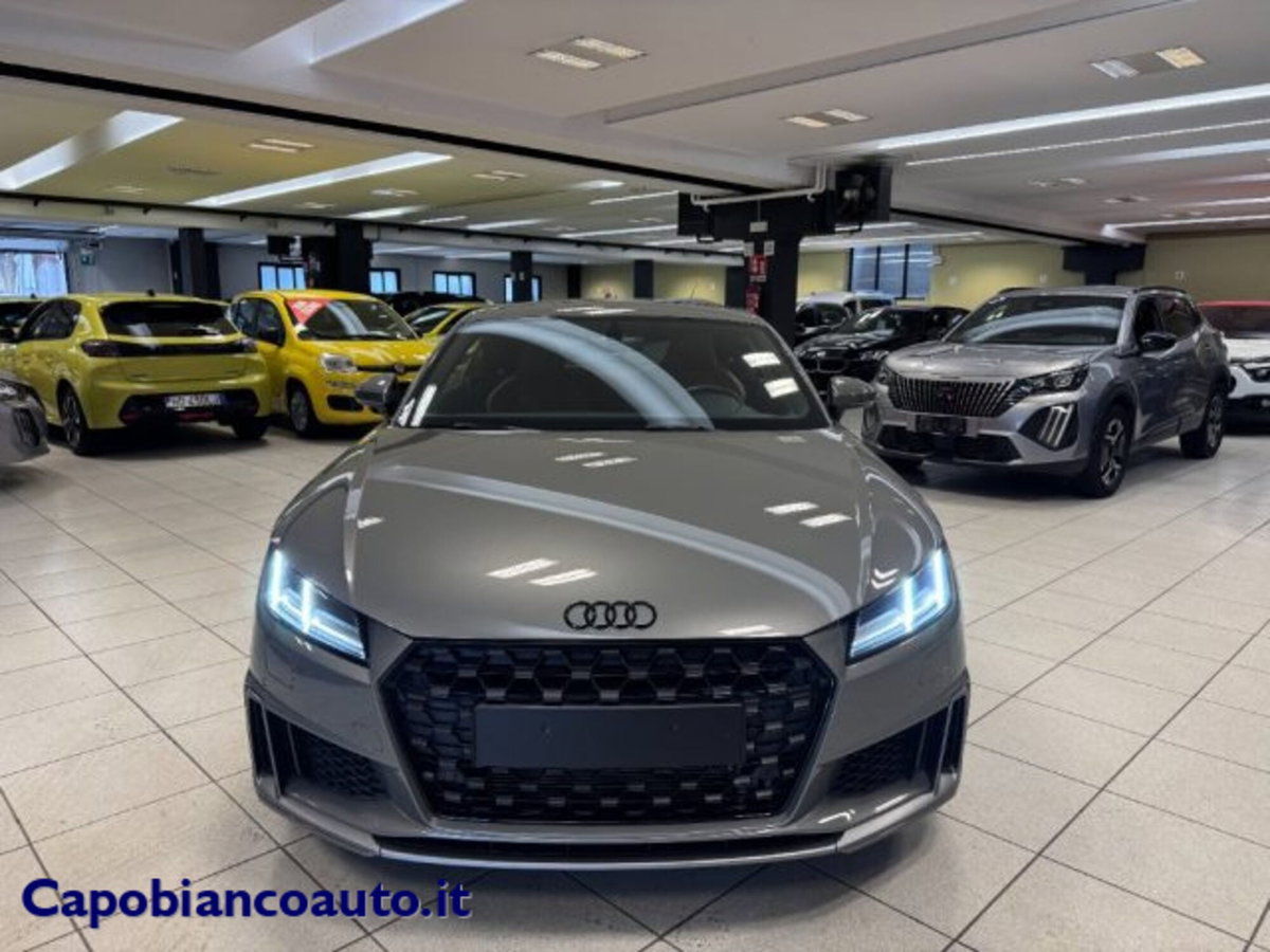 Audi TT Coupé 40 TFSI S tronic (2)
