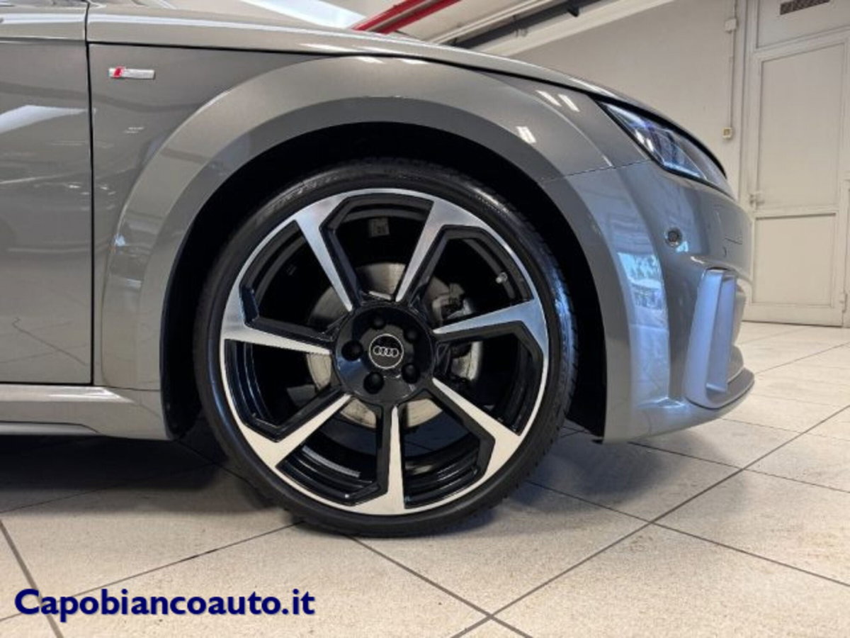 Audi TT Coupé 40 TFSI S tronic (4)