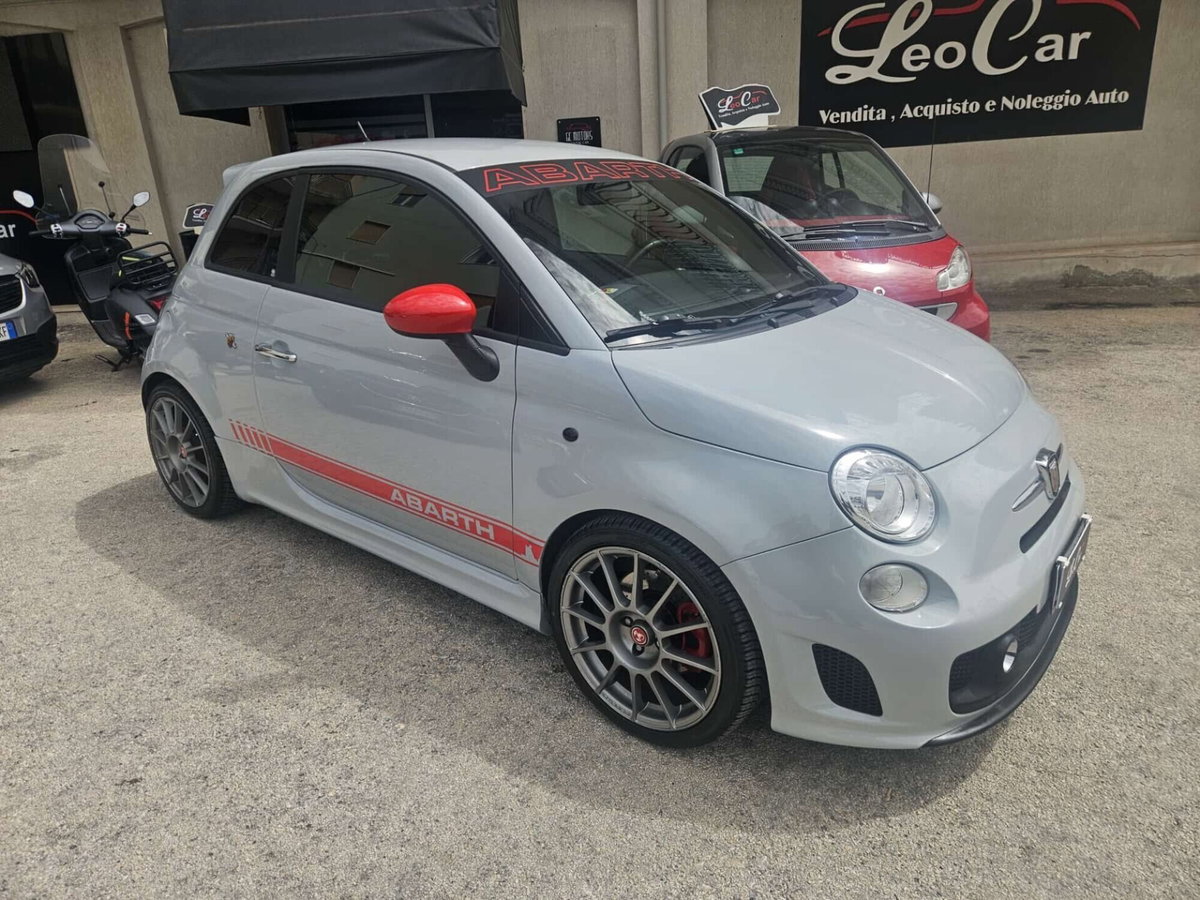 Abarth 500 1.4 Turbo T-Jet (2)