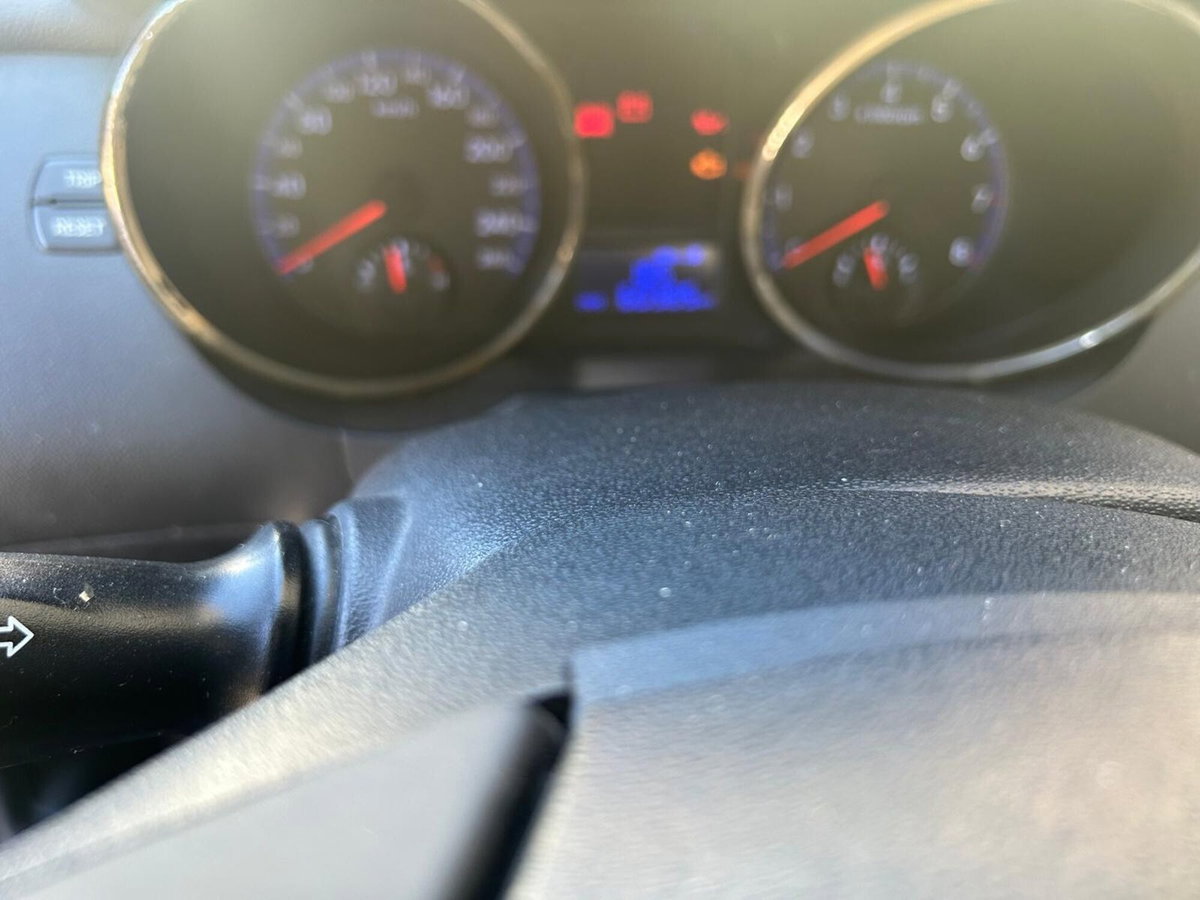 Hyundai Genesis Coupe 2.0 Turbo Sport (13)
