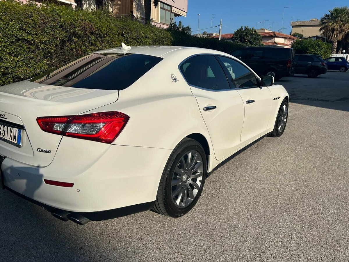 Maserati Ghibli Ghibli V6 Diesel (4)