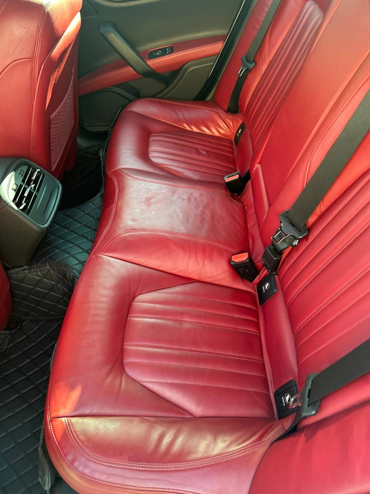 Maserati Ghibli Ghibli V6 Diesel (7)