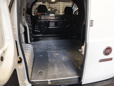 Fiat Fiorino 1.3 MJT 80CV Cargo SX (7)