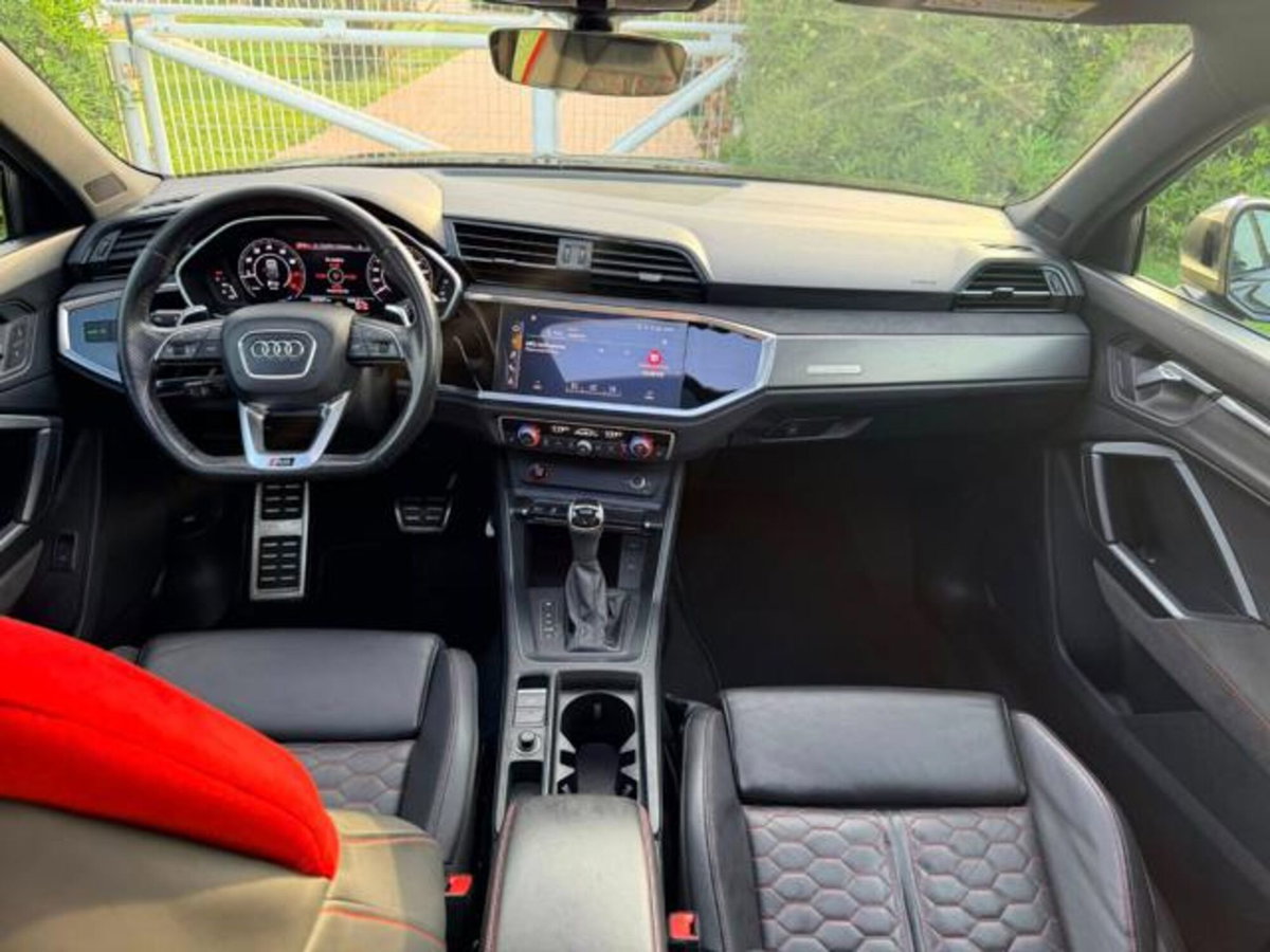 Audi RS Q3 Sportback 2.5 quattro s-tronic (10)