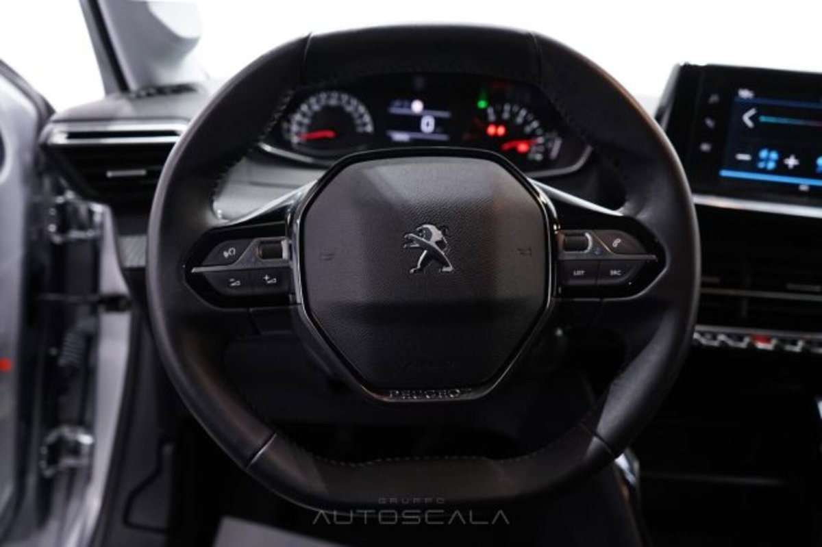 Peugeot 208 1.2 puretech Active s&s 75cv (12)
