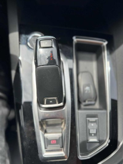 Peugeot 3008 BlueHDi 130 S&S Allure Pack (16)