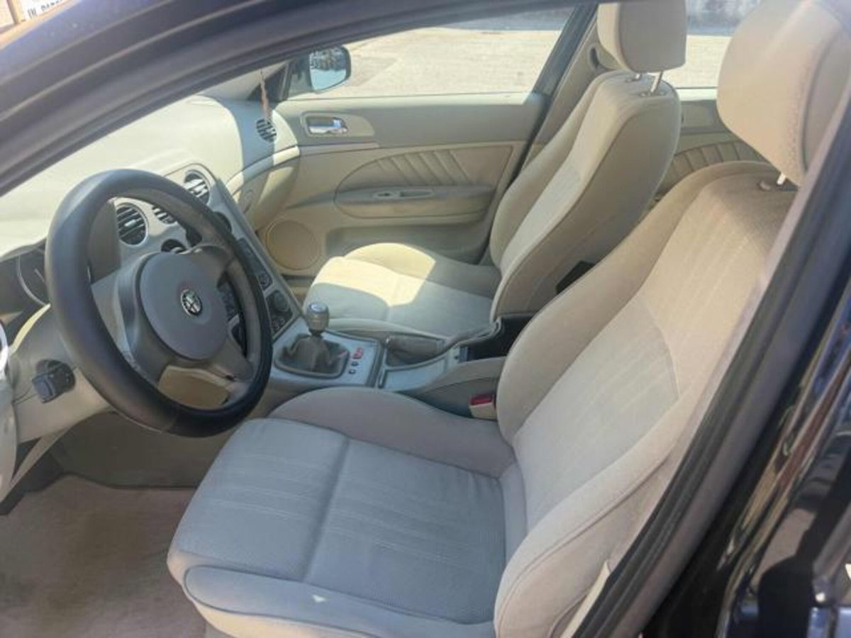 Alfa Romeo 159 1.8 16V Progression (14)