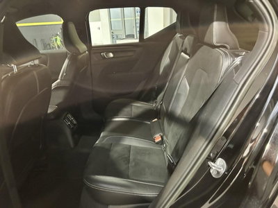 Volvo XC40 T5 Recharge Plug-in Hybrid R-design (13)
