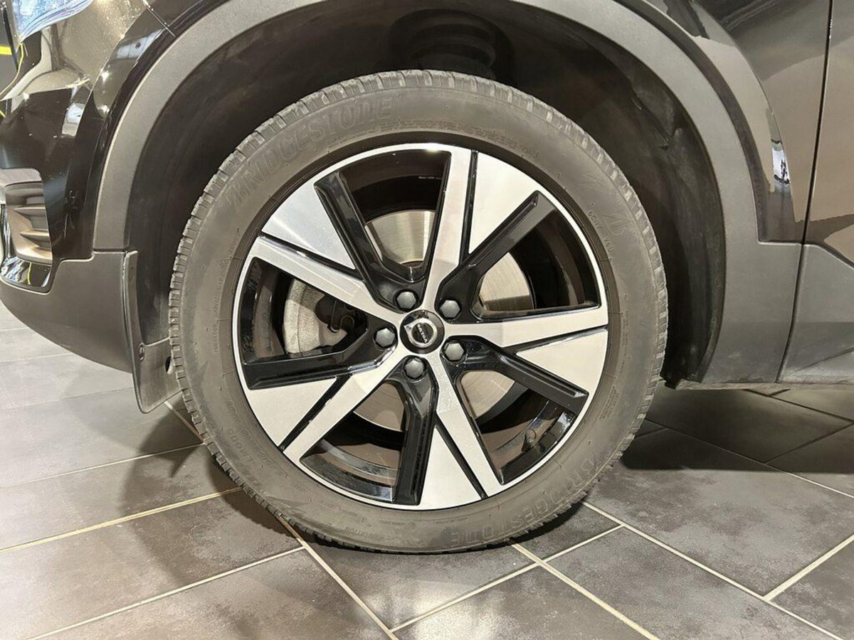 Volvo XC40 T5 Recharge Plug-in Hybrid R-design (6)