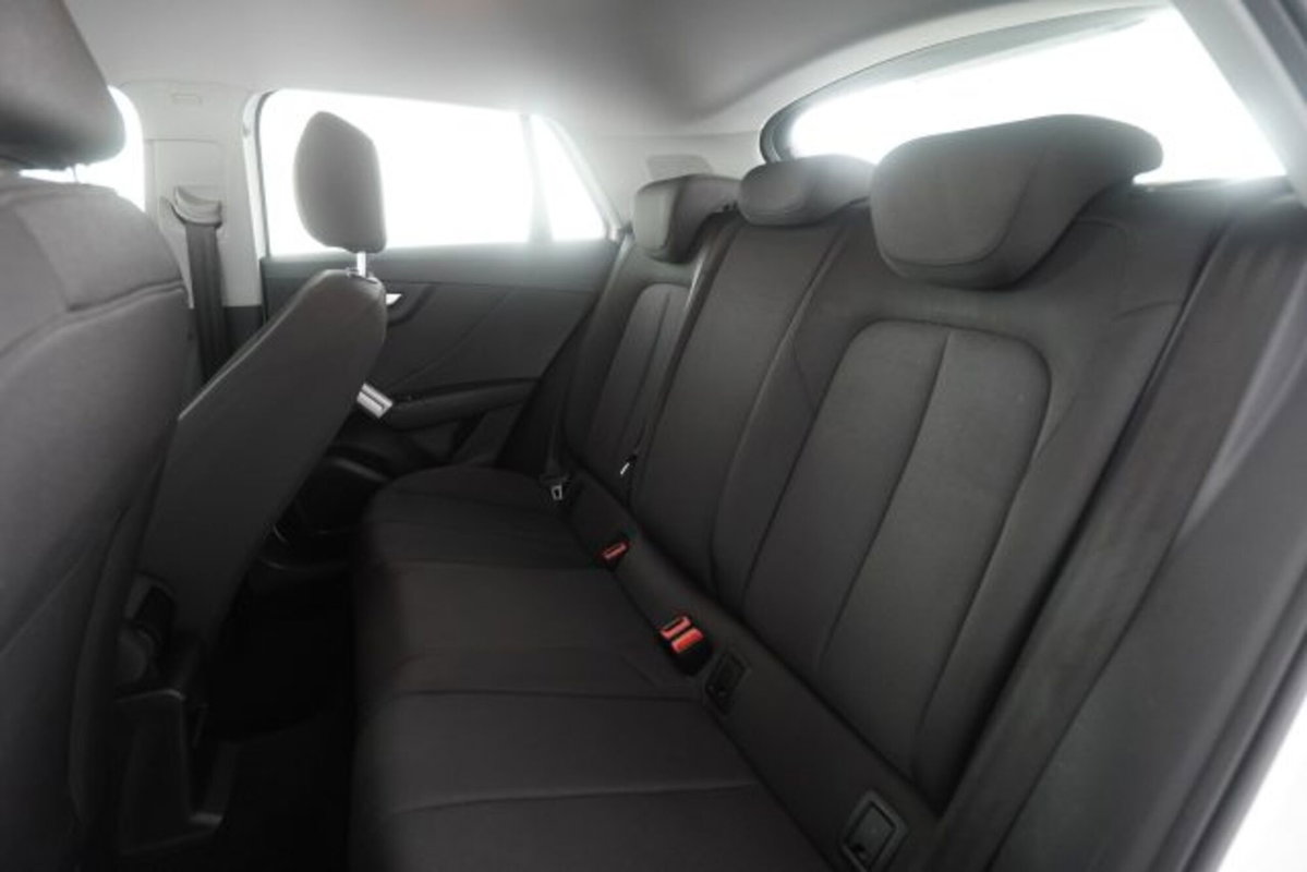 Audi Q2 Q2 30 TDI S tronic Business (10)