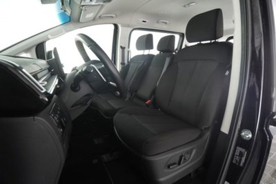 Hyundai Staria 2.2 awd auto (10)