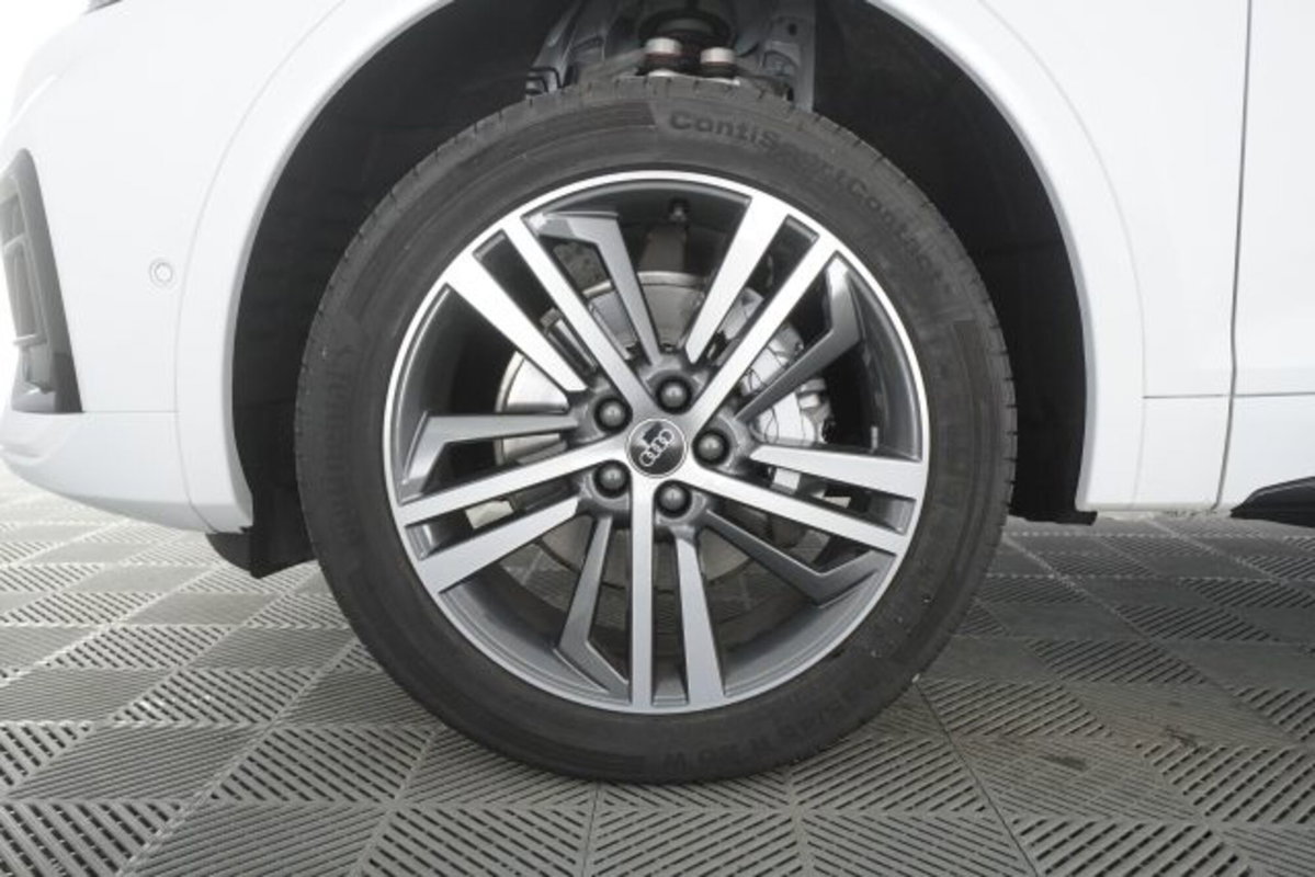 Audi Q5 Sportback 40 2.0 tdi mhev 12V S line Plus quattro s-tronic (14)
