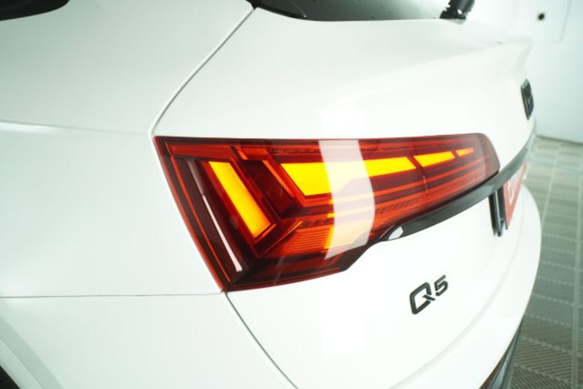 Audi Q5 Sportback 40 2.0 tdi mhev 12V S line Plus quattro s-tronic (16)