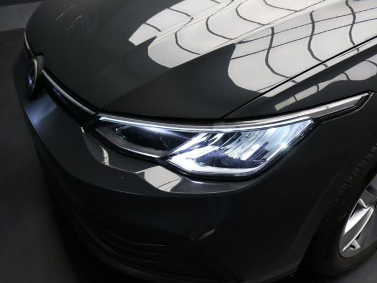Volkswagen Golf Variant 1.0 eTSI EVO DSG Life (11)
