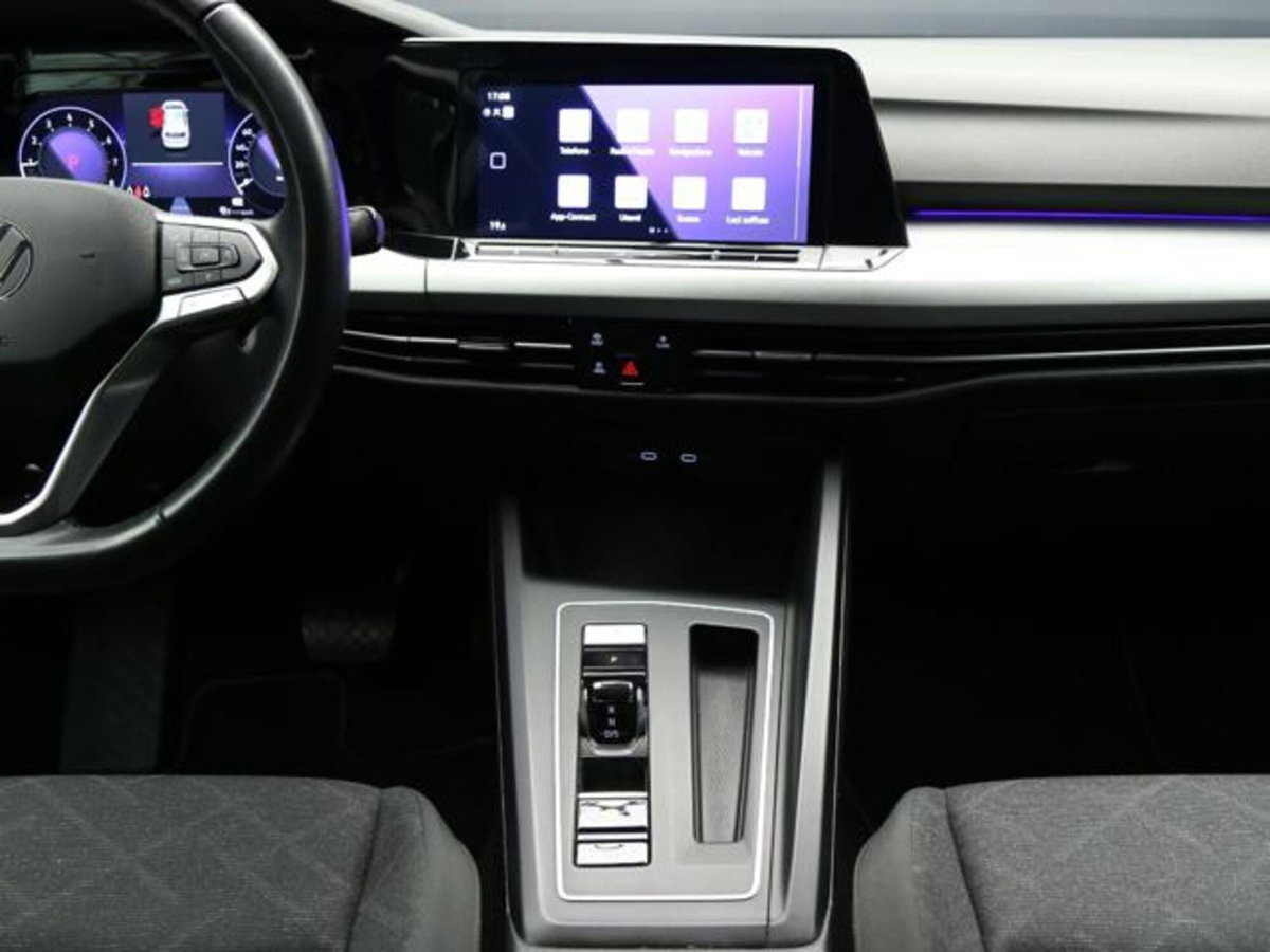 Volkswagen Golf Variant 1.0 eTSI EVO DSG Life (14)