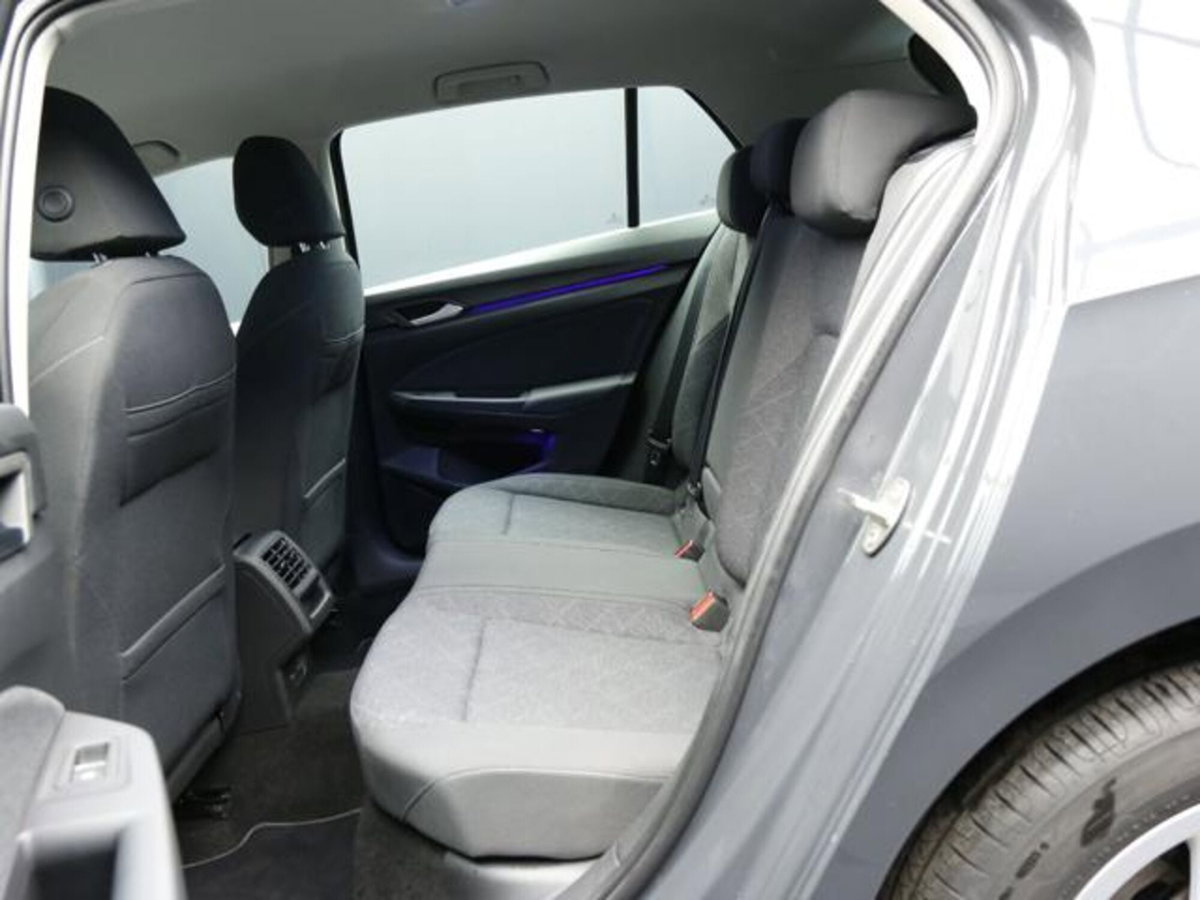 Volkswagen Golf Variant 1.0 eTSI EVO DSG Life (9)
