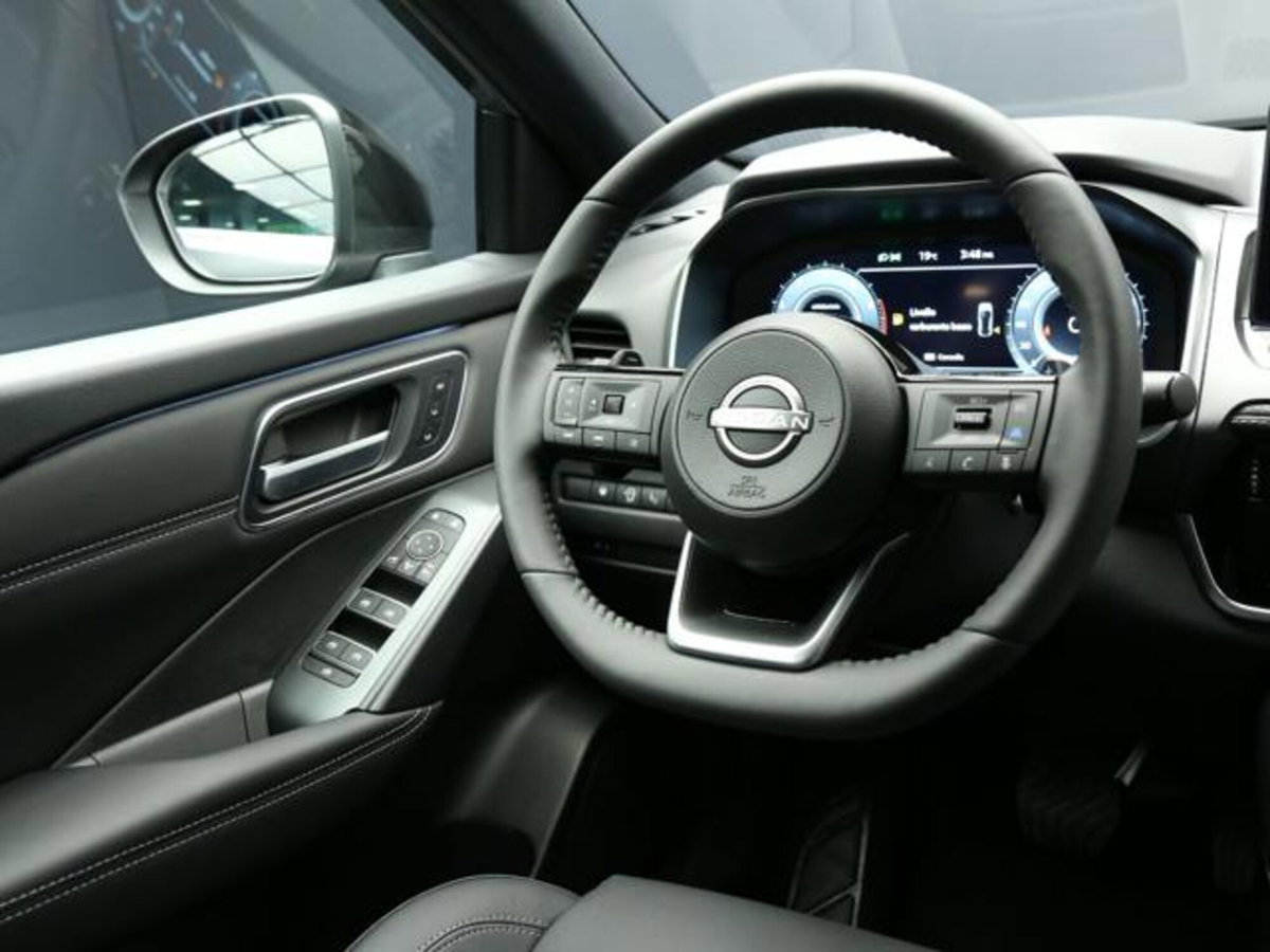 Nissan Qashqai 1.3 mhev Tekna 4wd 158cv xtronic (13)