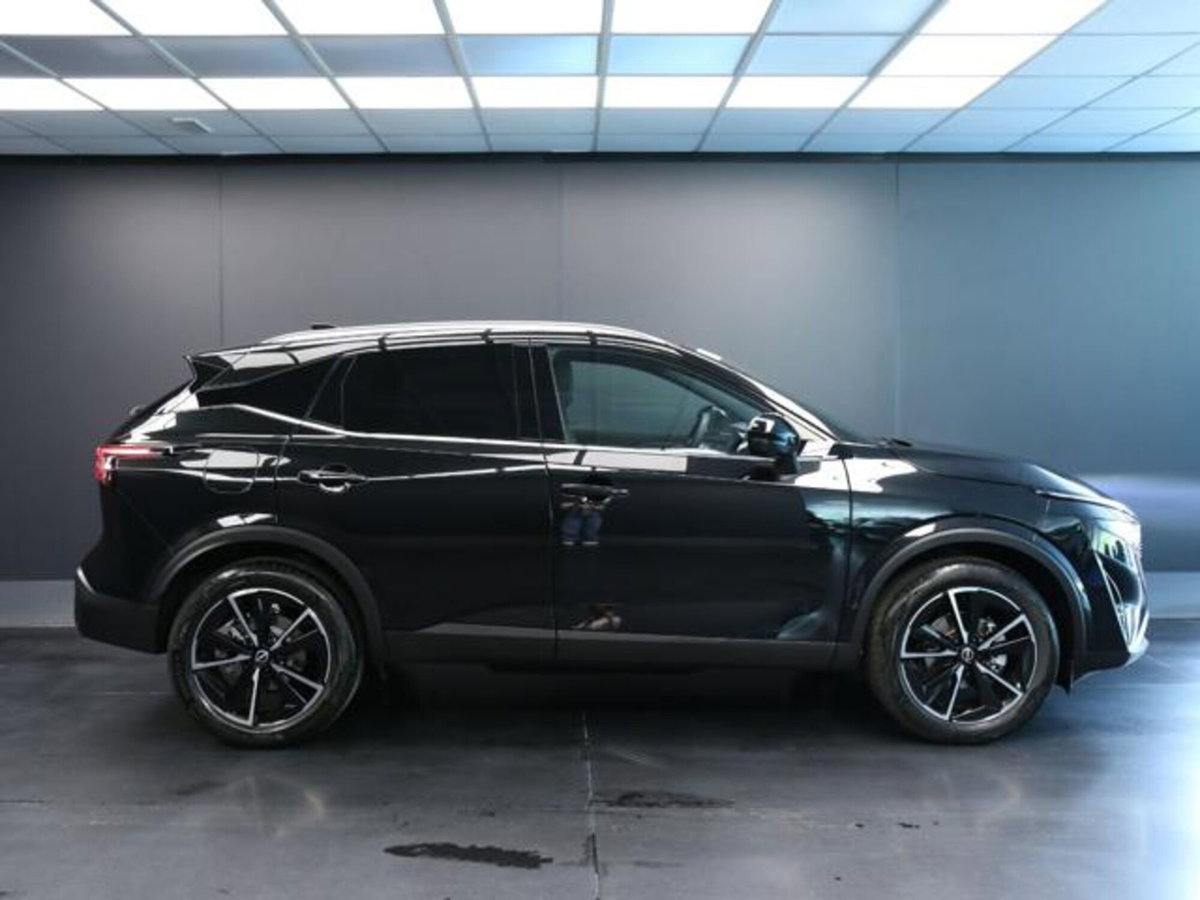 Nissan Qashqai 1.3 mhev Tekna 4wd 158cv xtronic (6)