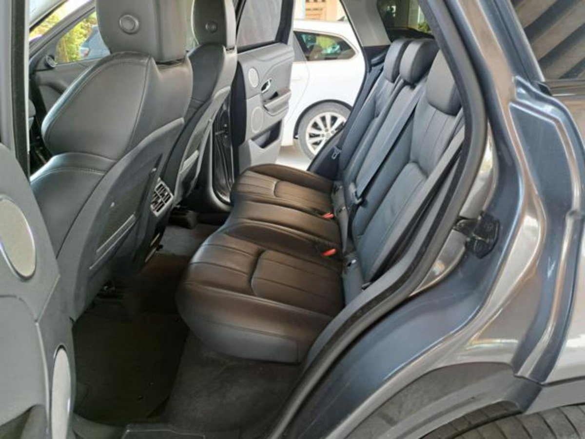 Land Rover Range Rover Evoque 2.0 eD4 5p. SE Dynamic (10)