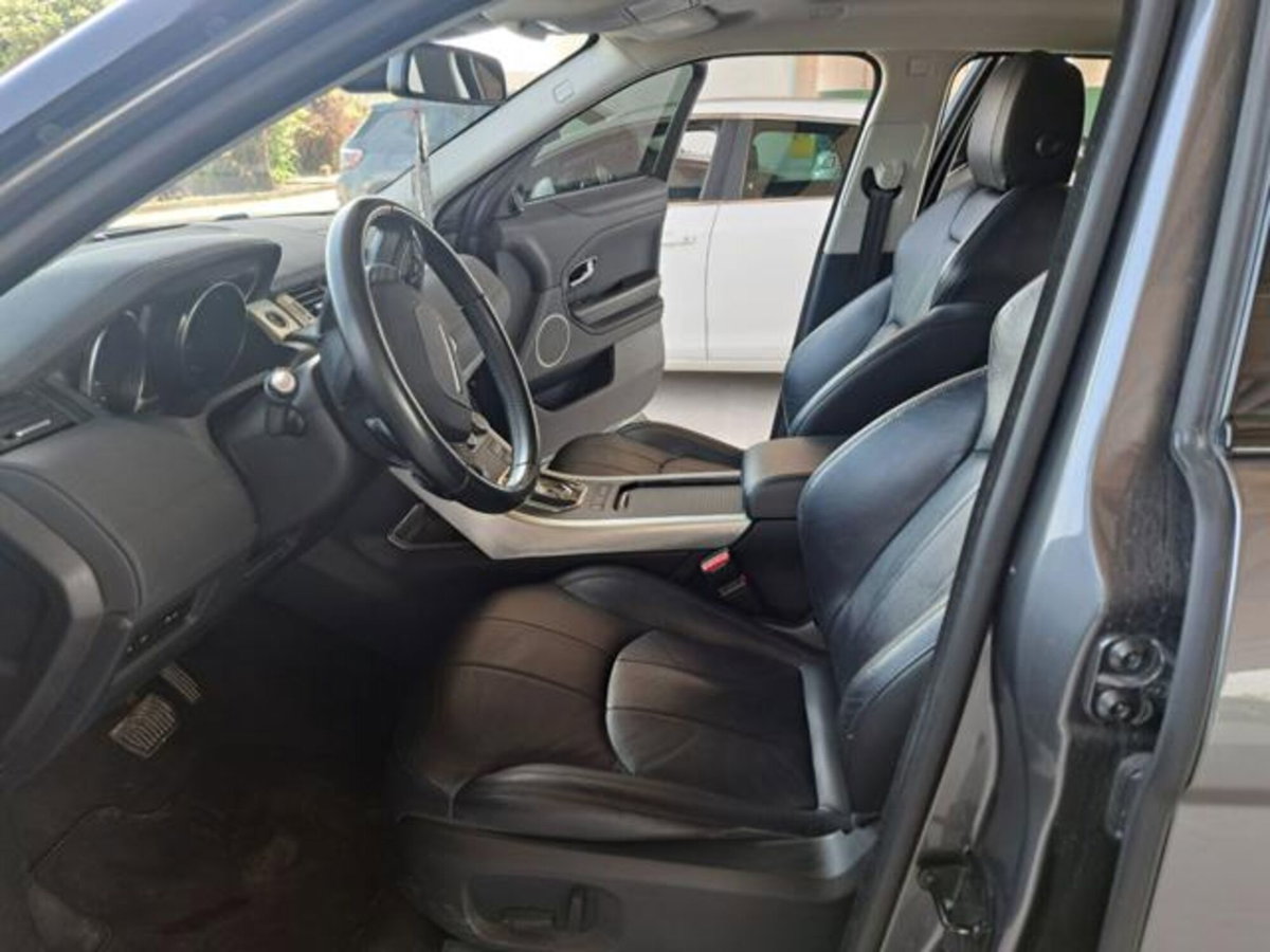Land Rover Range Rover Evoque 2.0 eD4 5p. SE Dynamic (12)