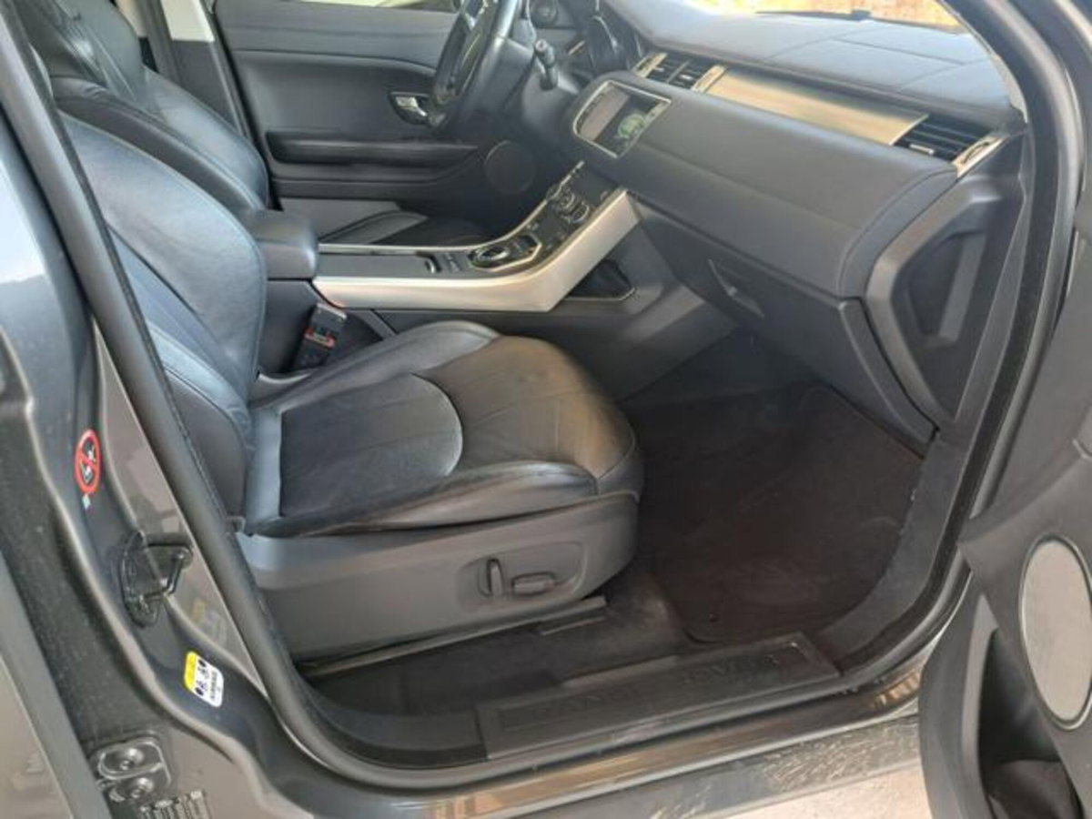 Land Rover Range Rover Evoque 2.0 eD4 5p. SE Dynamic (3)