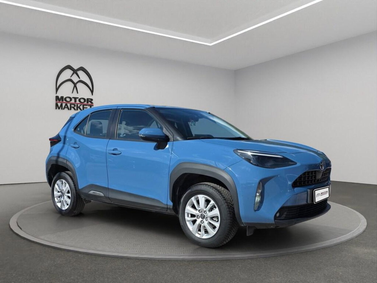Toyota Yaris Cross 1.5h GR Sport Black Sky fwd 116cv e-cvt (3)
