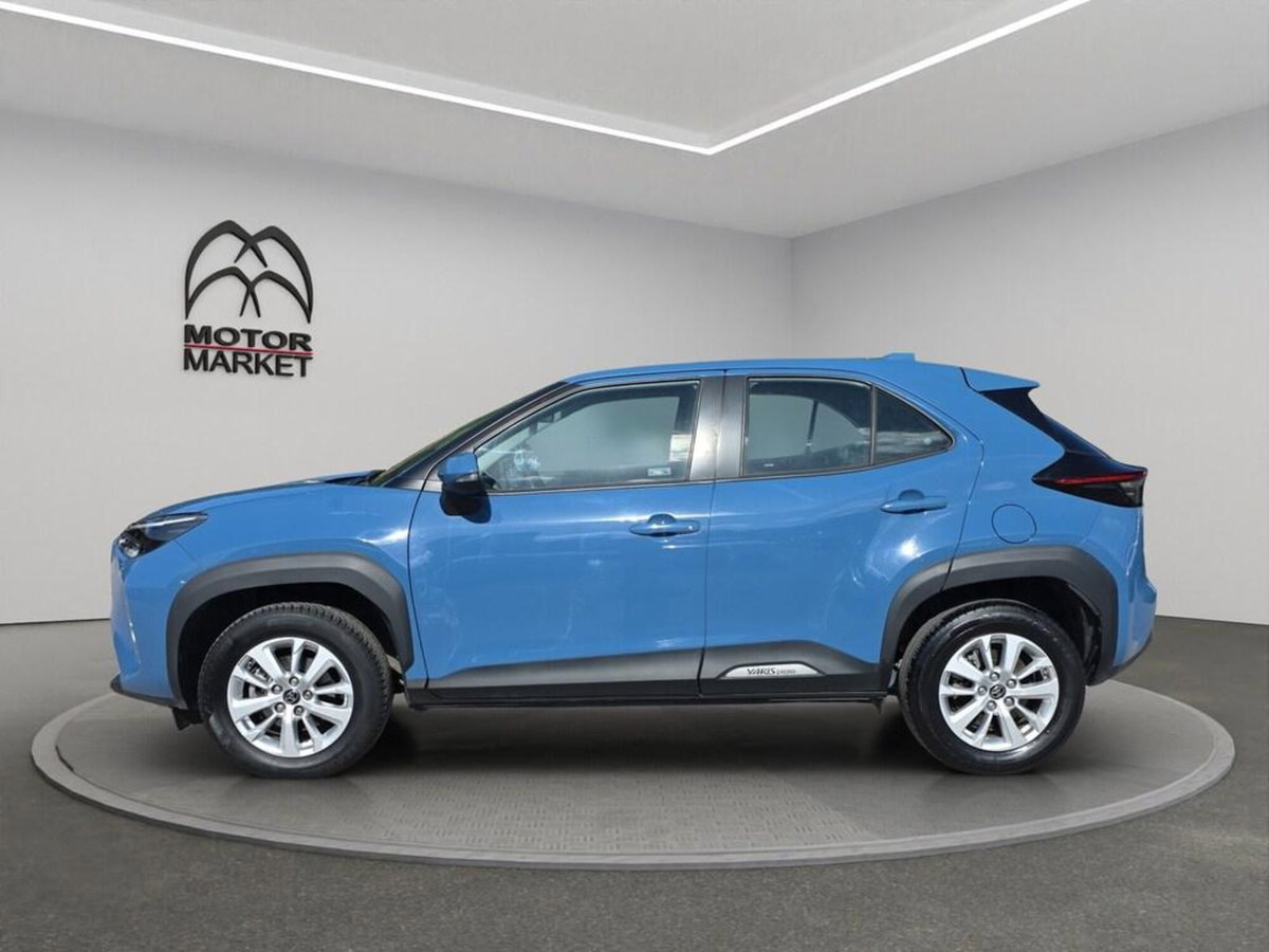 Toyota Yaris Cross 1.5h GR Sport Black Sky fwd 116cv e-cvt (5)