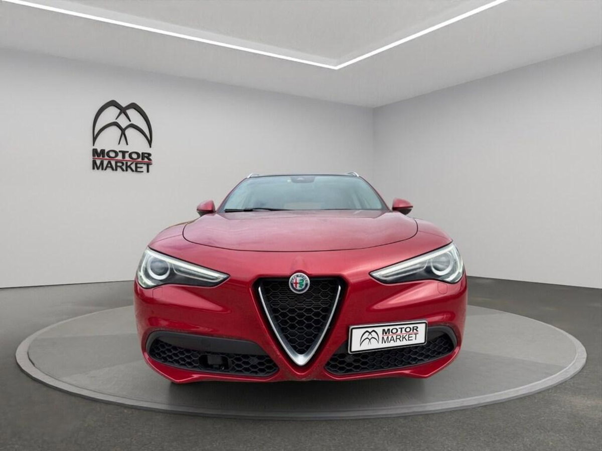 Alfa Romeo Stelvio Stelvio 2.0 Turbo 280 CV AT8 Q4 Ti (2)
