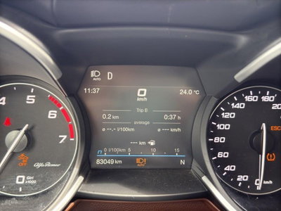 Alfa Romeo Stelvio Stelvio 2.0 Turbo 280 CV AT8 Q4 Ti (9)