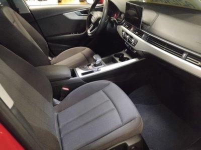 Audi A4 Avant 30 TDI S tronic Business (11)