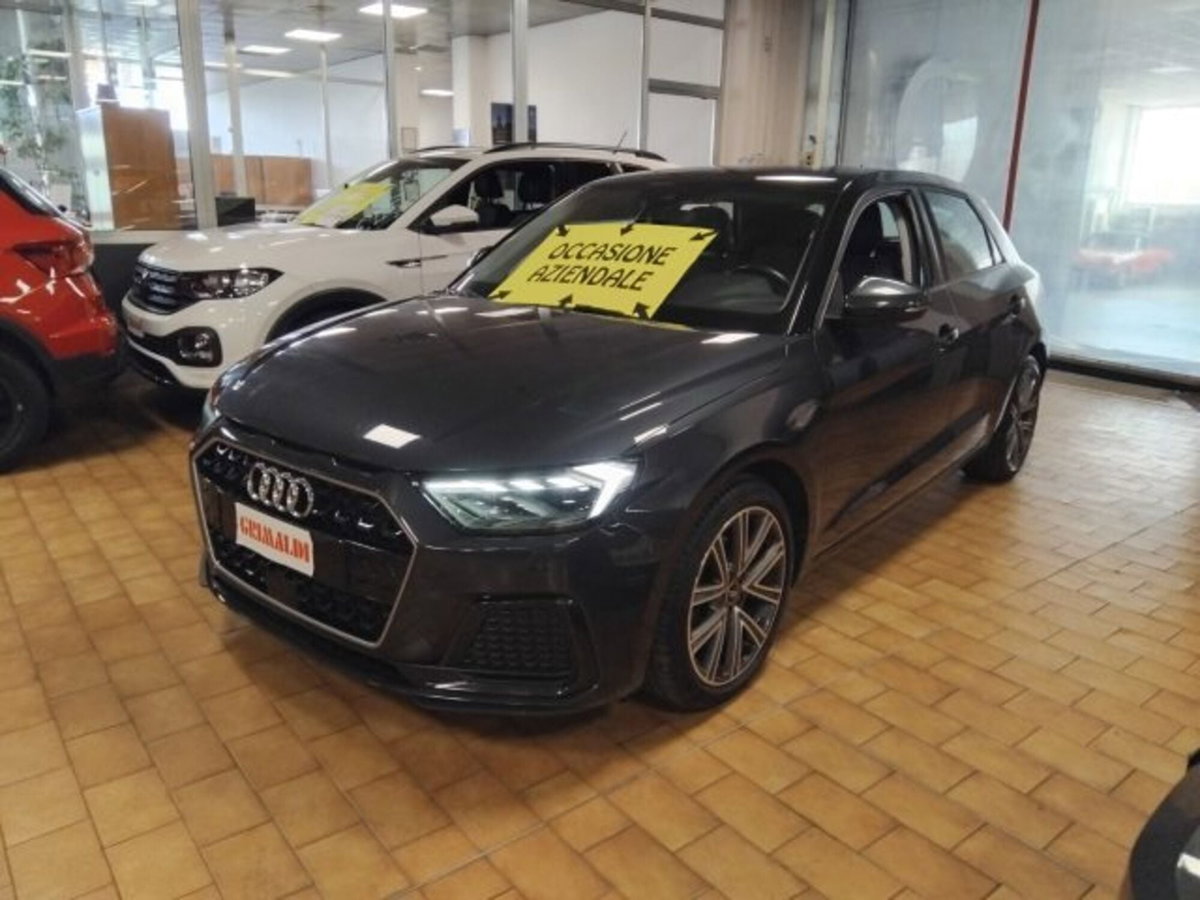 Audi A1 Sportback Sportback 30 1.0 tfsi Business 110cv s-tronic (3)