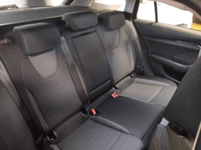 Skoda Octavia Station Wagon 2.0 TDI EVO SCR DSG Wagon Style (11)