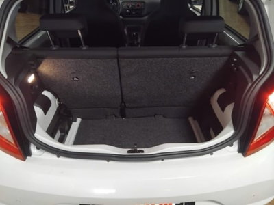 SEAT Mii 1.0 75 CV 5 porte Style (9)