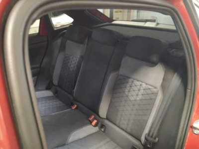 Volkswagen Taigo 1.0 tsi R-Line 115cv dsg (8)