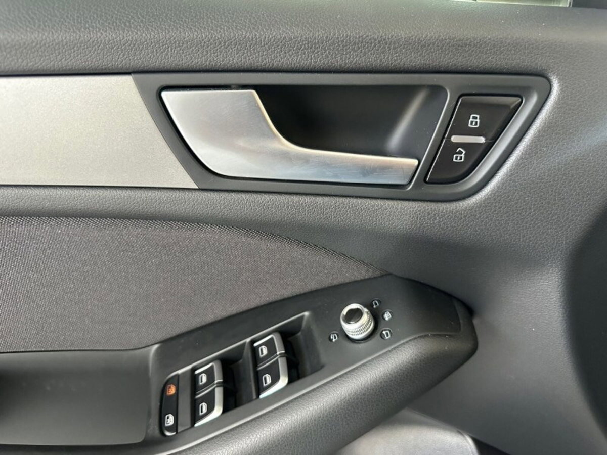Audi Q5 2.0 TDI 150 CV quattro Business (11)