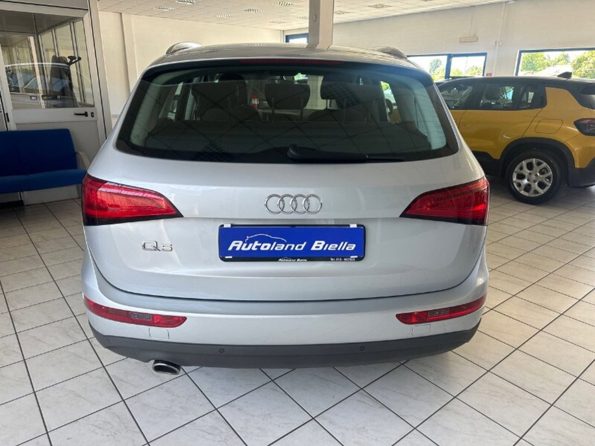 Audi Q5 2.0 TDI 150 CV quattro Business (7)