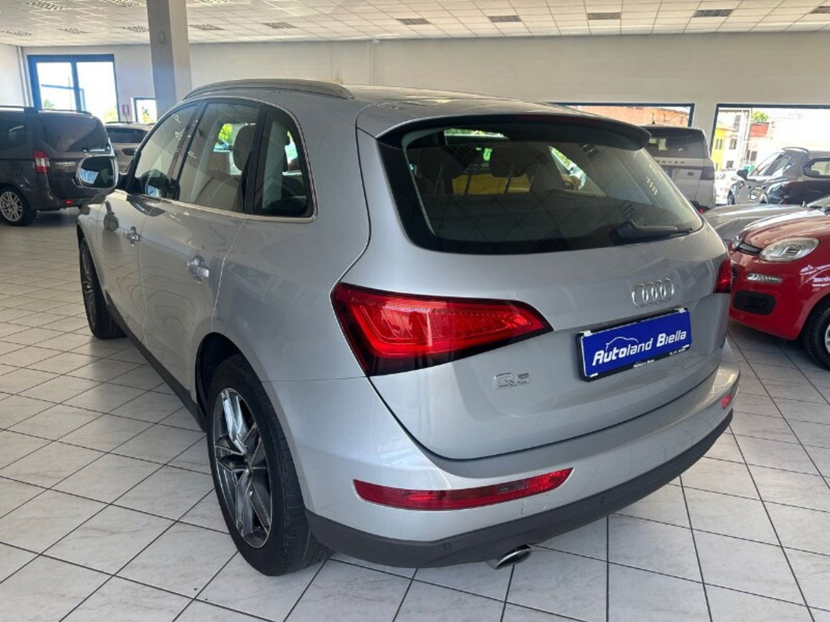 Audi Q5 2.0 TDI 150 CV quattro Business (8)