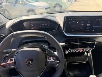 Peugeot 208 PureTech 100 Stop&Start 5 porte Allure (3)