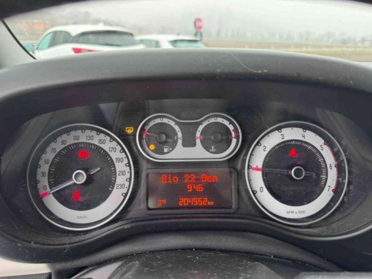 Fiat 500L 1.3 Multijet 85 CV Lounge (8)