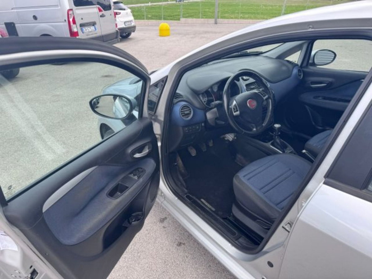 Fiat Punto Evo 1.4 5 porte Active GPL (15)