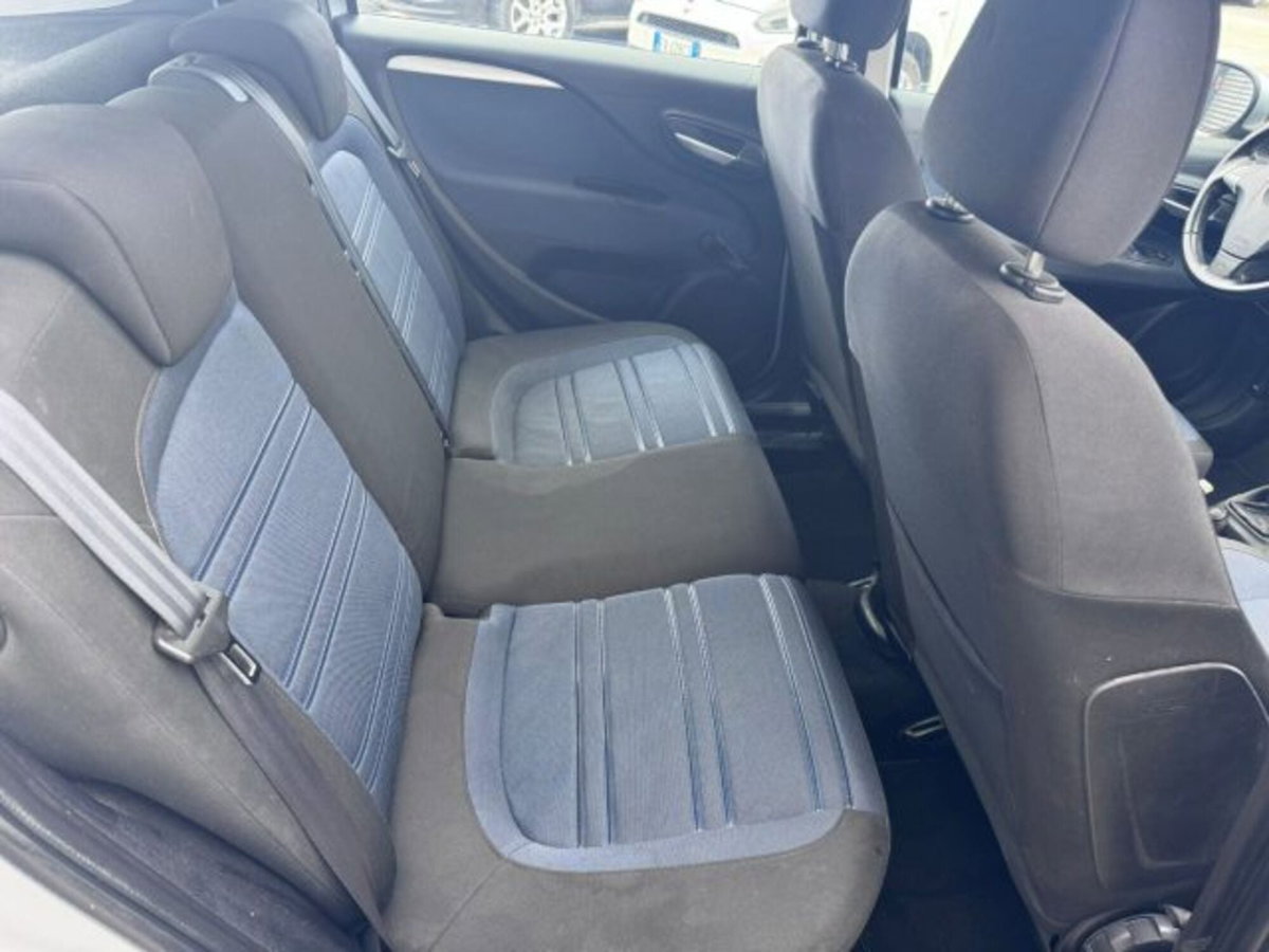 Fiat Punto Evo 1.4 5 porte Active GPL (20)