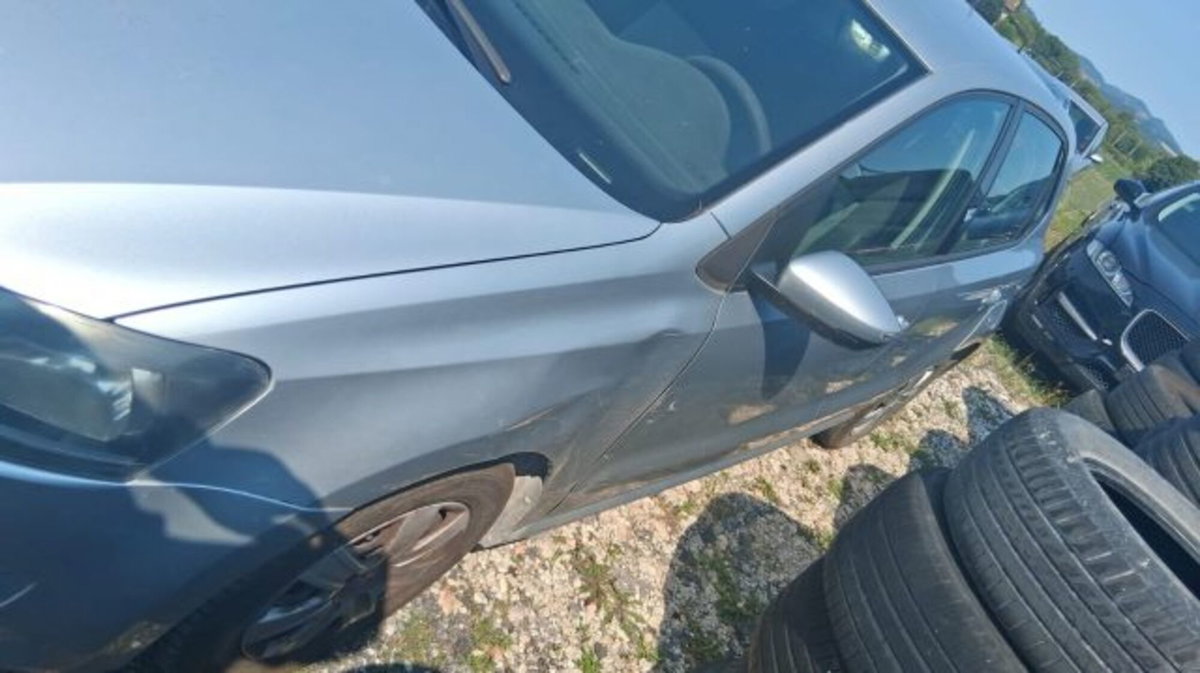 Volkswagen Polo 1.6 TDI DPF 5 porte Comfortline (3)
