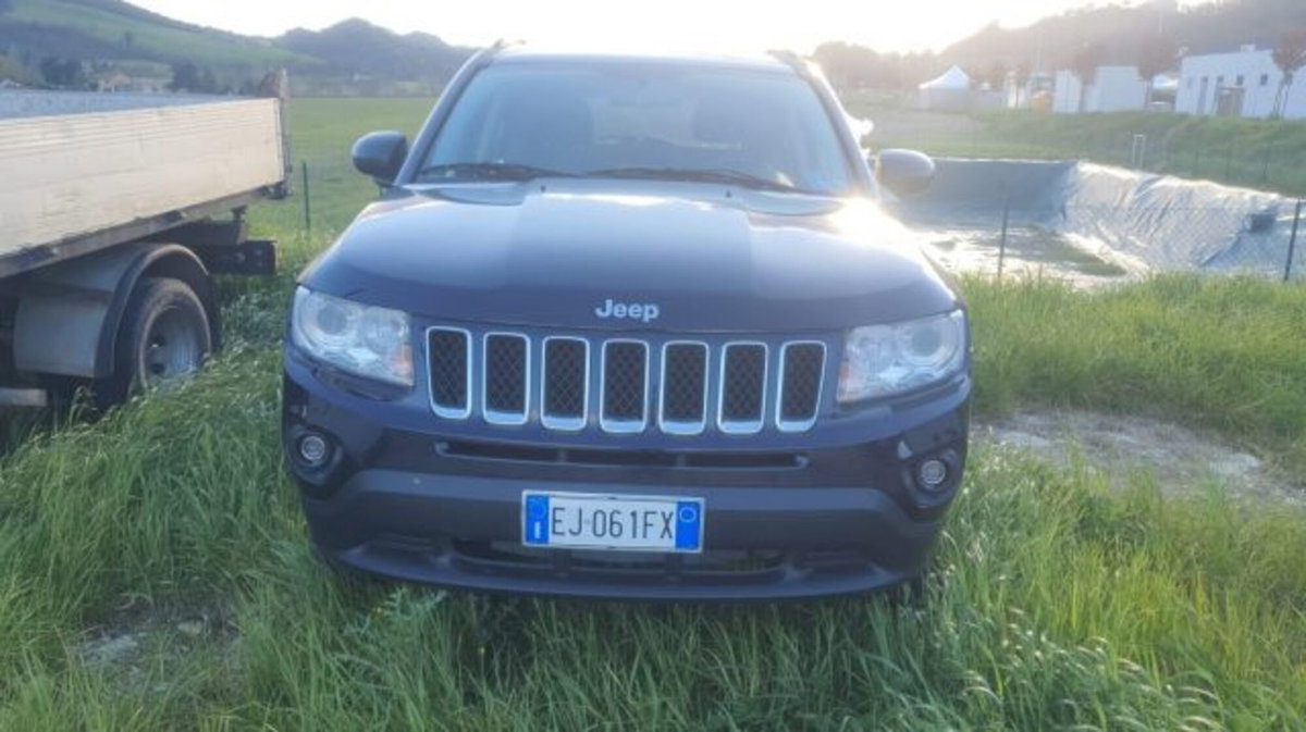 Jeep Compass 2.2 CRD Limited (2)