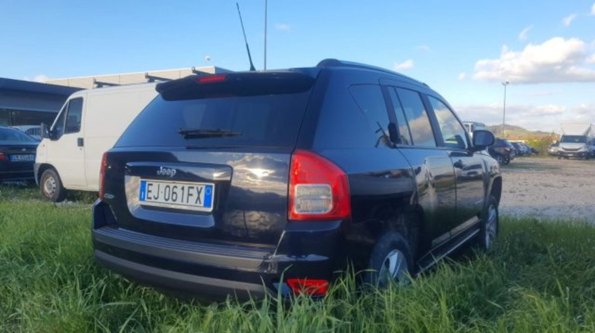 Jeep Compass 2.2 CRD Limited (5)
