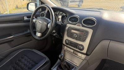 Ford Focus 1.6 TDCi (110CV) 5p. ECOnetic DPF (6)