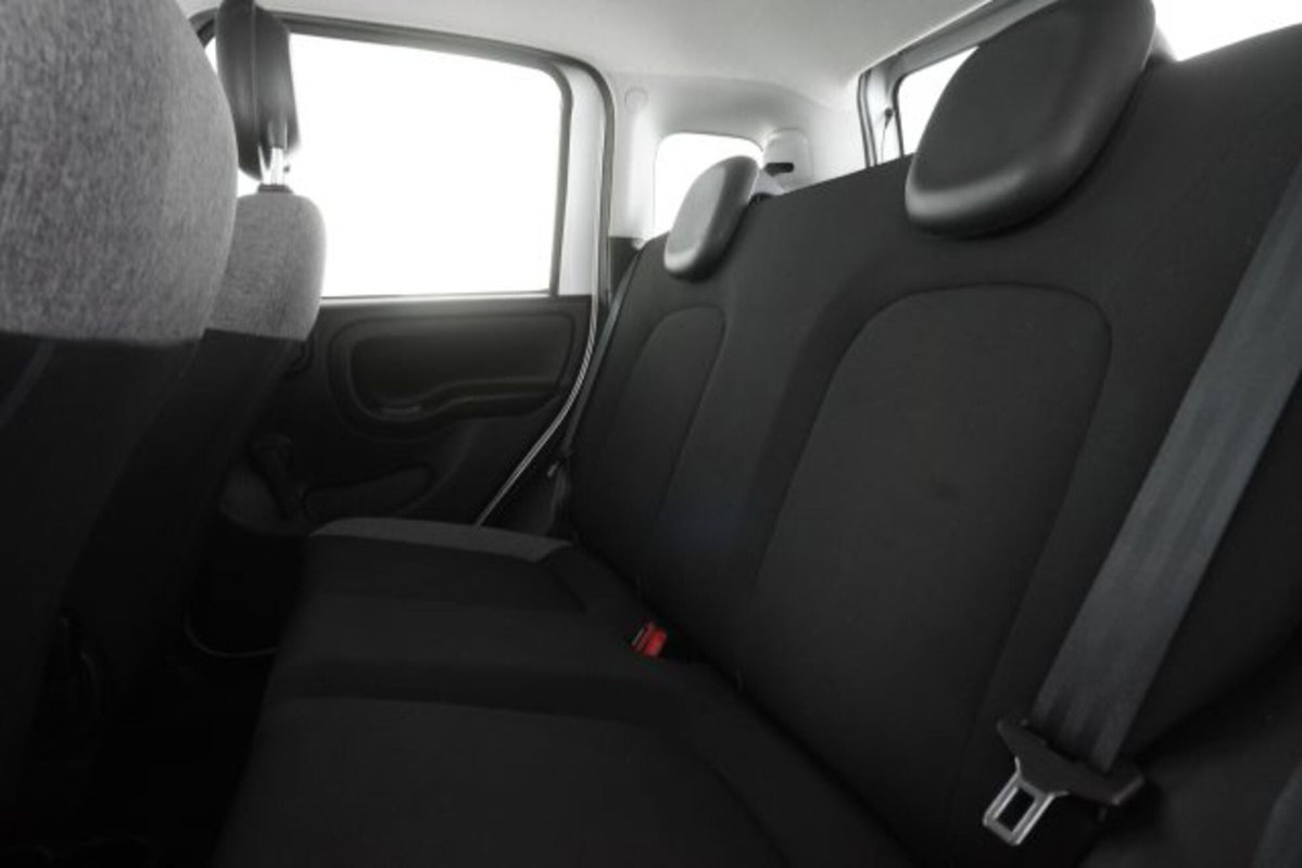Fiat Panda 1.0 FireFly S&S Hybrid City Cross (11)