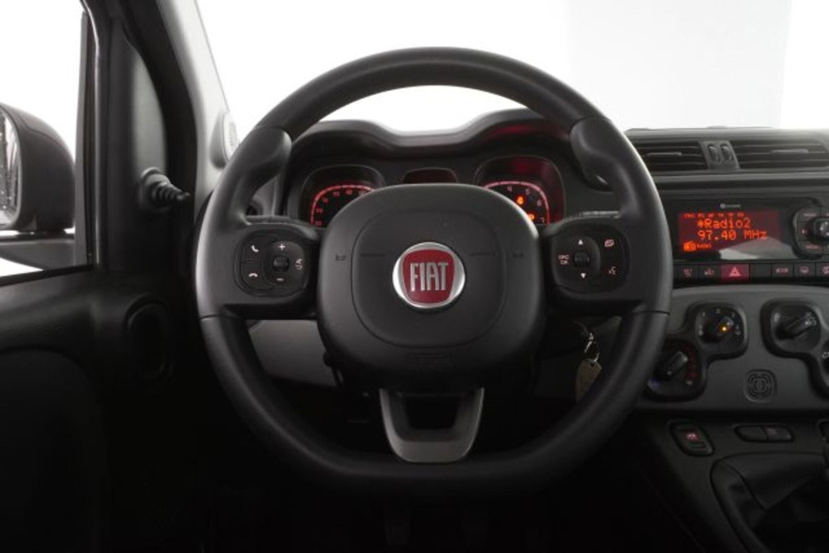 Fiat Panda 1.0 FireFly S&S Hybrid City Cross (13)