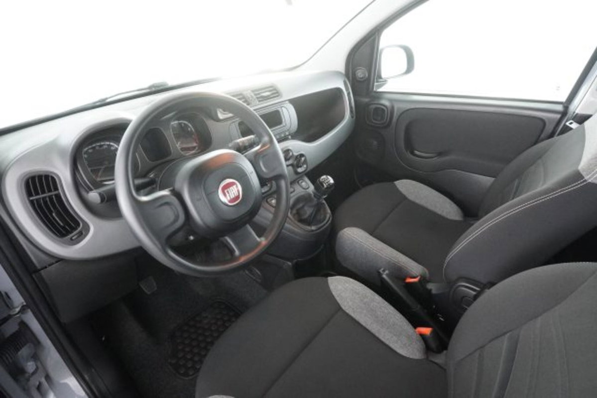 Fiat Panda 1.0 FireFly S&S Hybrid City Cross (9)