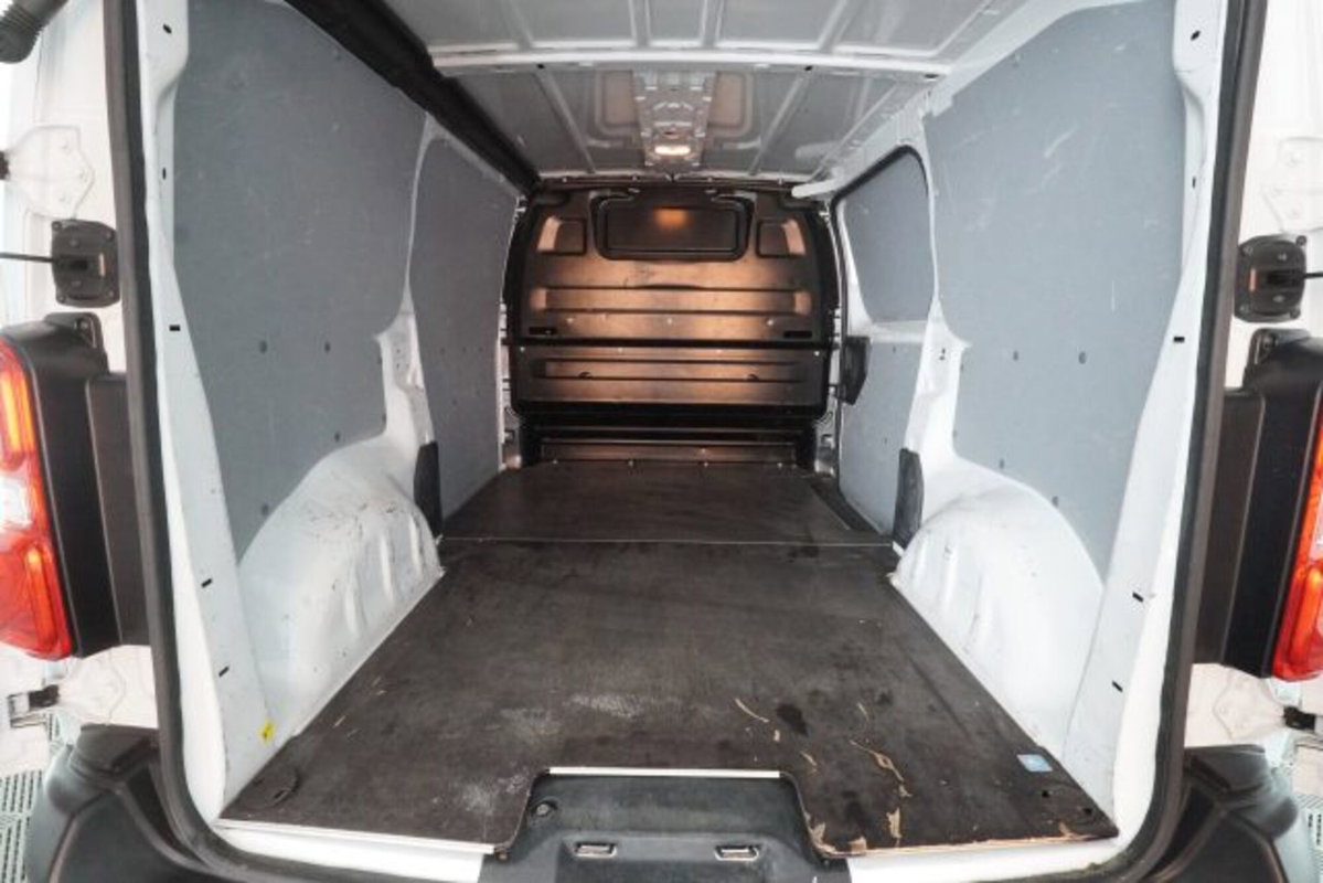 Fiat Scudo Furgone ce 1.5 bluehdi 120cv L3H1 (5)