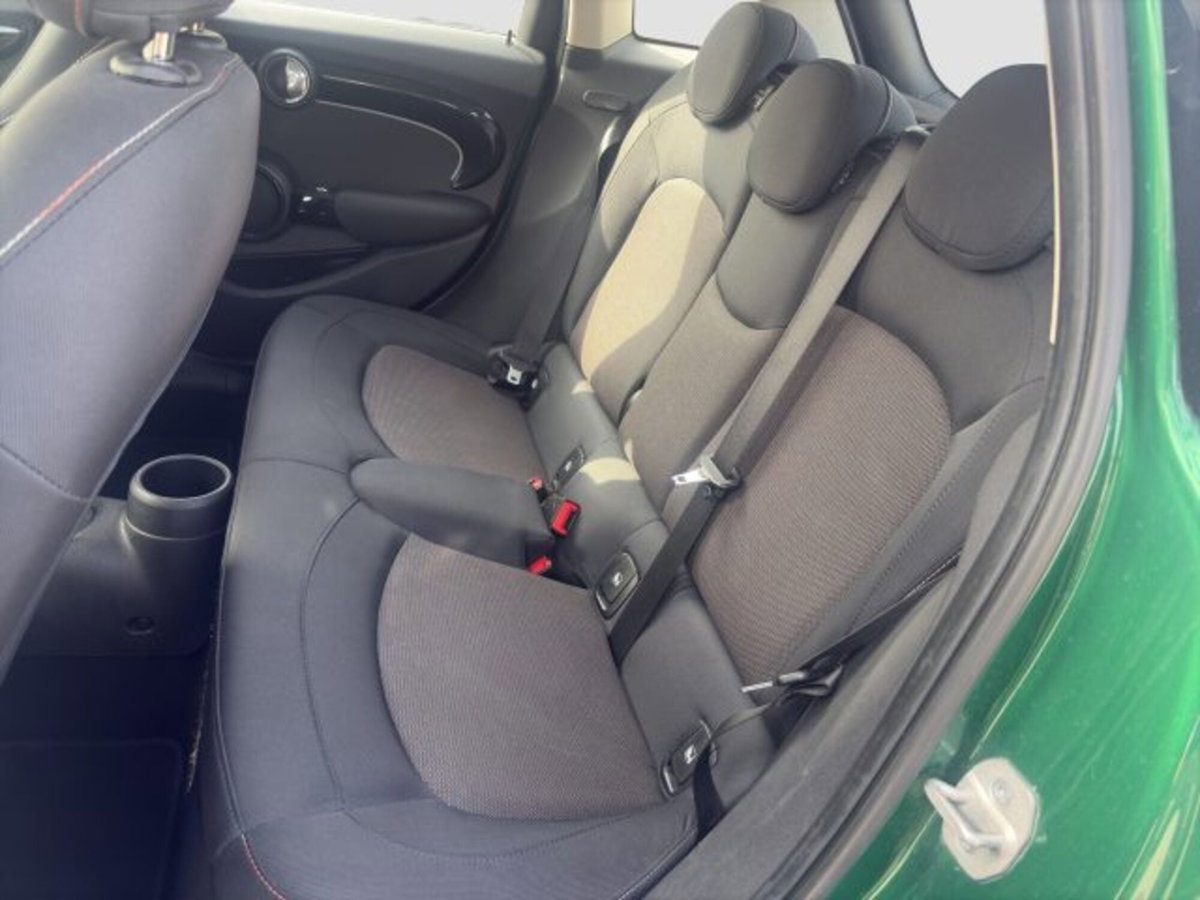MINI Mini 1.5 Cooper Classic 5 porte (10)